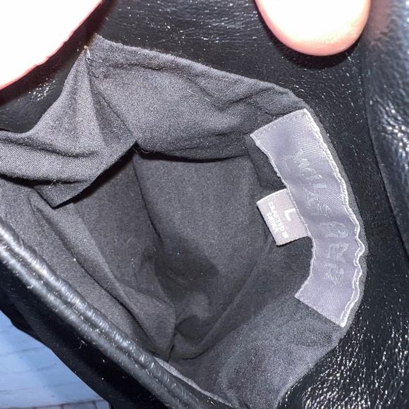 WOMENS! NWOT |•WILSONS LEATHER•| Black Leather Heavy Fur Lined Hooded Jacket - Picture 11 of 16